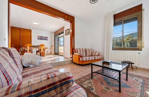 Llagostera House | Discover Hauzify I Casa Selvabrava: Oceanfront Family Retreat