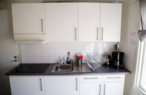 Skaerhamn Cabin | Cozy Stay at Hav & Logi Skärhamn with Spa and Breakfast