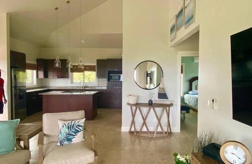 Milton Bight House | Indulge in Privacy and Ocean Views at Paradise Retreat