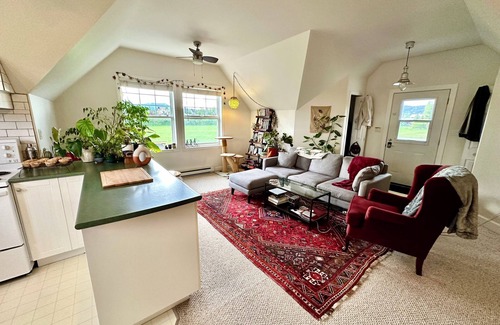 Brentwood Bay Other | Experience a Vibrant Macaw Farm Stay with Family-Friendly Perks