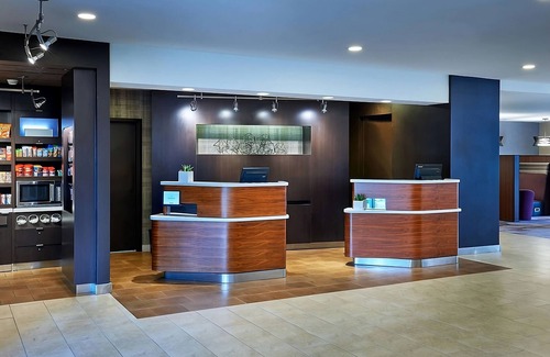 Eden Prairie Resort | Enjoy a Relaxing Stay with Pool Access and Pet-Friendly Perks!