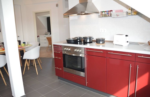 Neumuenster Apartment | Relax in a Newly Renovated 3-Bedroom Home with Pool