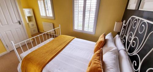 Prestonpans House | Experience City, Golf, Beaches & Countryside Bliss