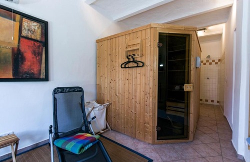 Havelberg House | Pet-Friendly Retreat at Havelhöfe Garz - Rated 9/10!