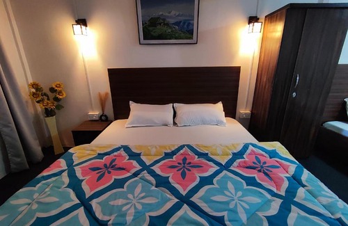 Darjeeling House | Pet Friendly Haven Eleven Homestay with Breakfast for Families