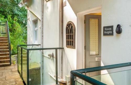 Hele House | Pet-Friendly Haven Heights: Guest Rated 9.5/10
