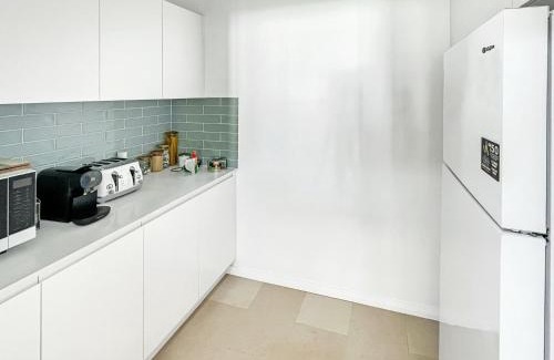 North Haven House | Pet-Friendly Haven Hideout for Families and Travelers