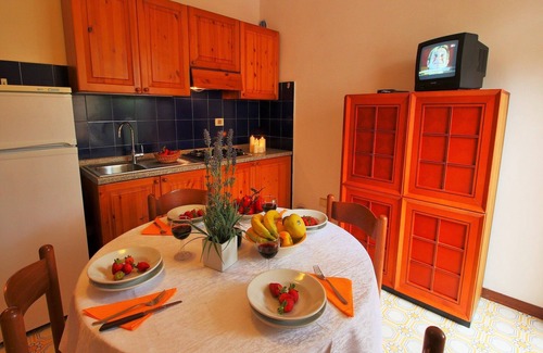 Giannella Apartment | Experience Oceanfront Bliss at Belvilla by OYO Nella