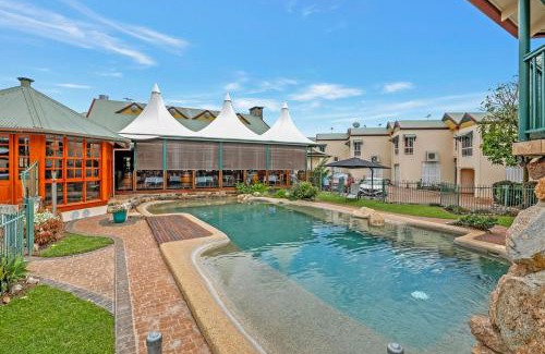 Tinaroo Apartment | Haven- Lake Tinaroo Resort