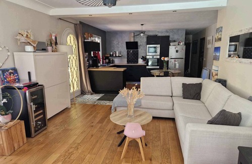 Saint-Medard-en-Jalles House | Haven of peace with heated pool, 30 minutes from Bordeaux and the ocean.