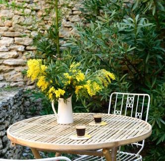 Cabrieres-d'Avignon House | Haven of peace in luberon