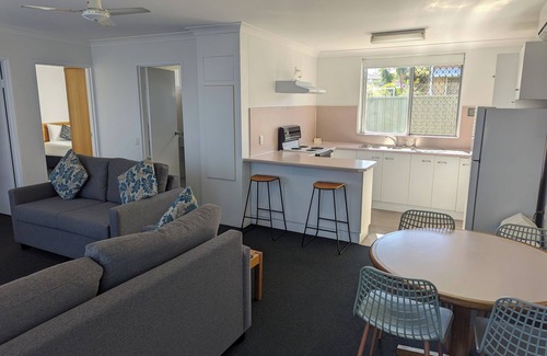North Haven Hotel | Relax at Haven Waters Motel & Apartments - Family-Friendly Stay