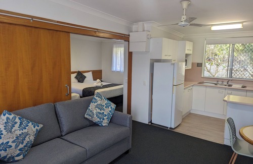 North Haven Hotel | Relax at Haven Waters Motel & Apartments - Family-Friendly Stay