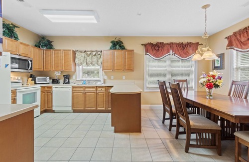 North Myrtle Beach Condo | Havens #1122: Pet-Friendly 3 Br Condo with Pool Access