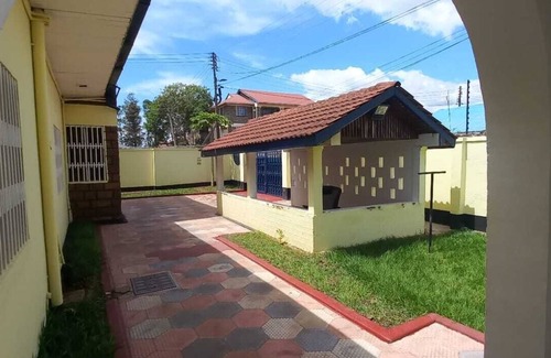Kisumu House | Welcoming Havillah Vacay: Your Family-Friendly Getaway