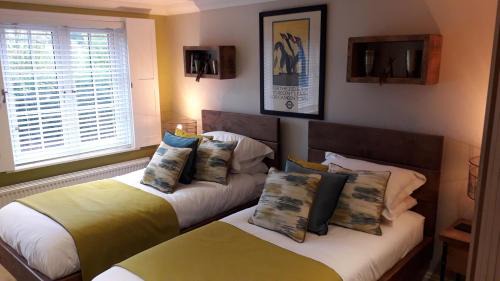 Woburn Bed & Breakfast | Havisham House: Guest Rated 10/10, Pet Friendly Stay