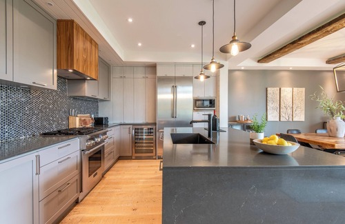 Mont-Tremblant House | Havre 115 Des Montagnes | Modern Ski-in/Ski-out Retreat
