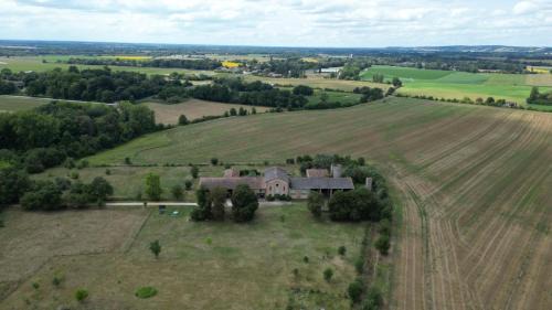 Villemur-sur-Tarn Apartment | Relaxing Retreat in a Renovated Farm near Toulouse