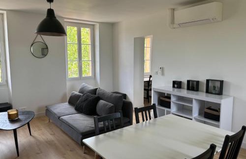 Grand Sud Apartment | Peaceful Haven in a Charming Aixoise Bastide T3