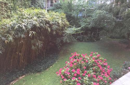 Croulebarbe Apartment | Serene Haven in the Heart of Paris - 4-Star Experience