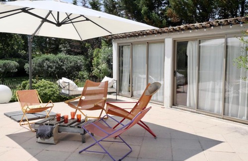 Neoules House | Tranquil Haven in Provence with Inviting Pool Amenities