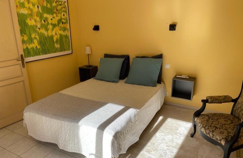 Neoules House | Tranquil Haven in Provence with Inviting Pool Amenities