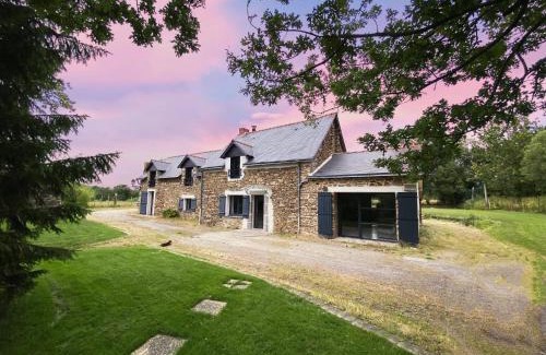 Blain Bed & Breakfast | Cozy Havre de Paix: Nature Retreat for Families in Blain