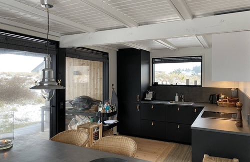Saltum Cottage | Stunning Havudsigt: Oceanfront Views & Nature Retreat