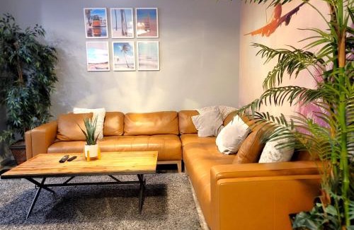 East Kildonan House | Discover Hawaii-Peg: Pet-Friendly, 4-Star Getaway