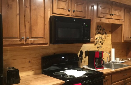 Rising Fawn House | HAWK NEST: Breathtaking Views Near Cloudland Canyon Park