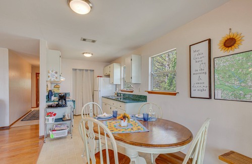 Hawkins Cabin | Hawkins Vacation Rental: Relax by the Lake with Spa Access
