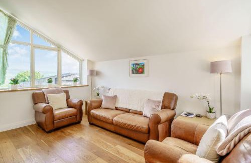 Carnforth House | Idyllic Hawkrigg Cottage - 4-Star Family-Friendly Retreat