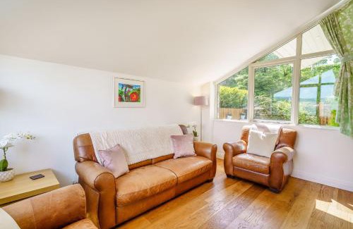 Carnforth House | Idyllic Hawkrigg Cottage - 4-Star Family-Friendly Retreat