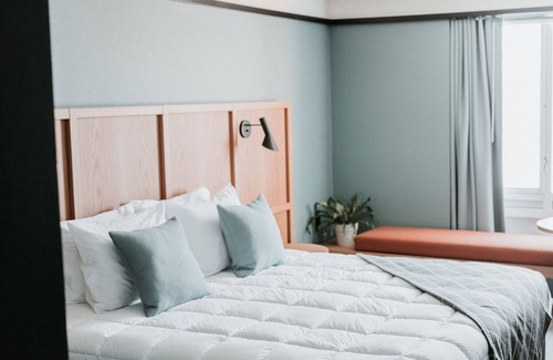 Holland Hotel | Discover Haworth Hotel at Hope College: Guest Rated 9.8