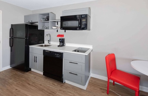 Ardmore Hotel | Convenient Stay at Hawthorn Extended Stay by Wyndham Ardmore