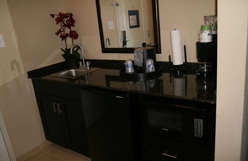 Kilgore Hotel | Convenient Hampton Inn by Hilton Kilgore with Pool & Dining