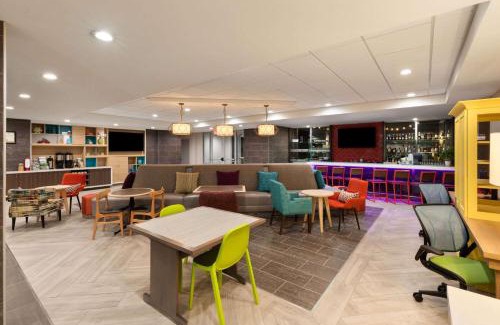 Kingwood Hotel | Discover Hawthorn Extended Stay: Family-Friendly Retreat