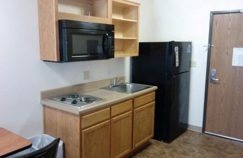 St. Robert Hotel | Pet-Friendly Hawthorn Extended Stay: Family Comfort Awaits