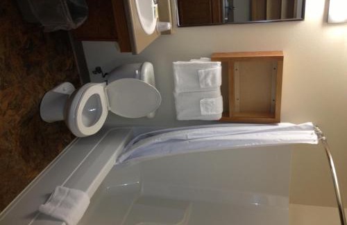 St. Robert Hotel | Pet-Friendly Hawthorn Extended Stay: Family Comfort Awaits