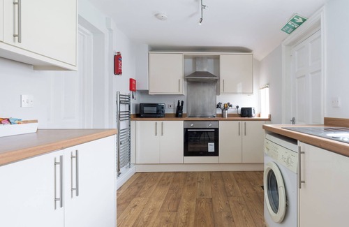 Ashington House | Cozy Hawthorn House: 2-Bedroom Retreat in Ashington