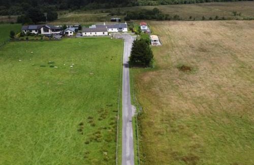Benderloch Bed & Breakfast | Pet-Friendly Hawthorn Self Catering Cottages with Ocean View