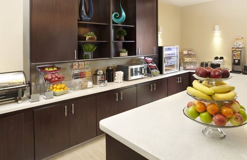 Triadelphia Hotel | Eco-Friendly Comfort at Hawthorn Suites by Wyndham Wheeling