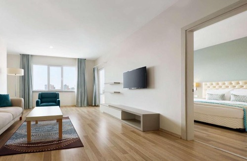 Cerkezkoy Hotel | Discover Hawthorn Suites by Wyndham Cerkezköy: 4-Star Comfort
