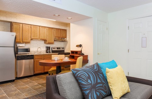 Tinton Falls Hotel | Comfortable Stay at Hawthorn Suites by Wyndham Tinton Falls