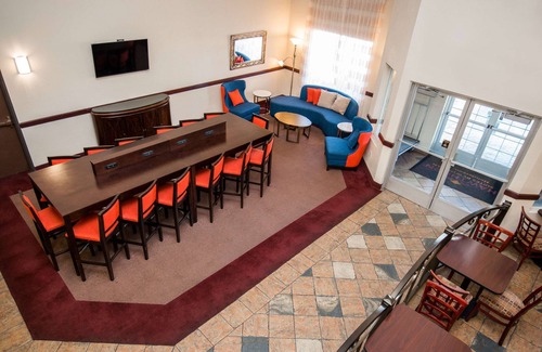 Black Mountain Hotel | Comfortable Stay at Hawthorn Suites by Wyndham Henderson