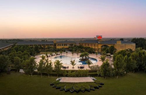 Dwarka Hotel | Hawthorn Suites by Wyndham Dwarka
