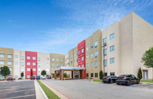 Lubbock Hotel | Discover Hawthorn Suites by Wyndham Lubbock for Families