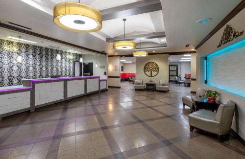 Lubbock Hotel | Discover Hawthorn Suites by Wyndham Lubbock for Families