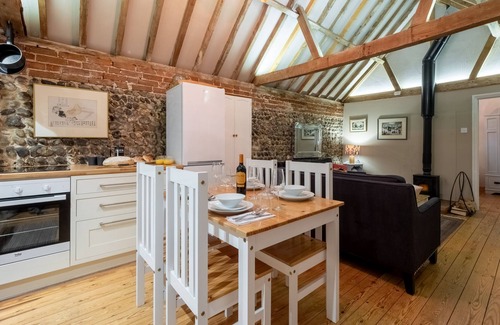 Roughton House | Cozy Hawthorne Cottage with Ocean View & Private Pool