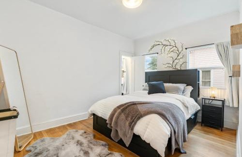 Richmond Apartment | Discover Hawthorne House C - Prime Location & Pet Friendly!